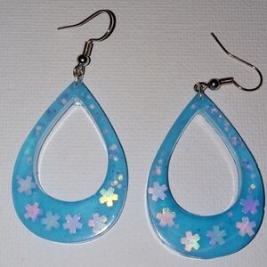 5/$50 Blue Teardrop Flower Earrings